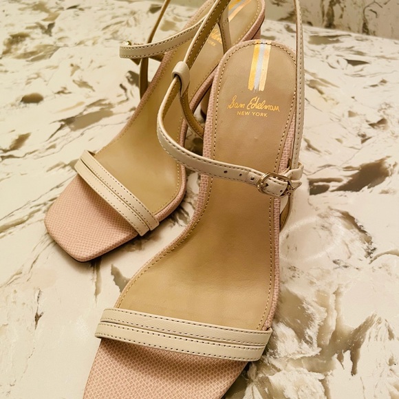 SOLD- Sam Edelman Slingback Heel Sandals - Picture 5 of 15